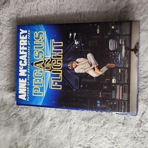 Pegasus‎ in Flight by Anne McCaffrey Hardback